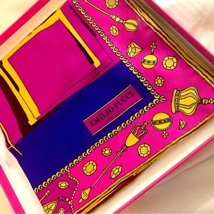 Absolutely beautiful, authentic brand new 100%silk Emilio Pucci large scarf